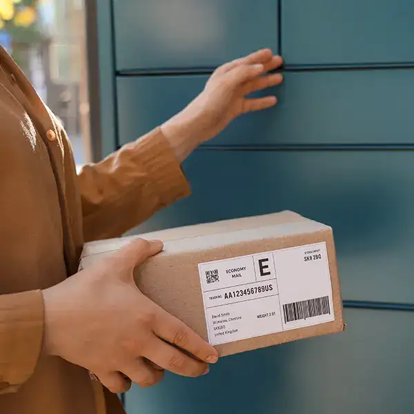 Space for a <strong>parcel locker</strong>