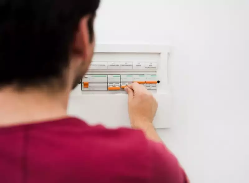 Podłączenie licznika prądu. Jak podłączyć prąd w mieszkaniu? 
